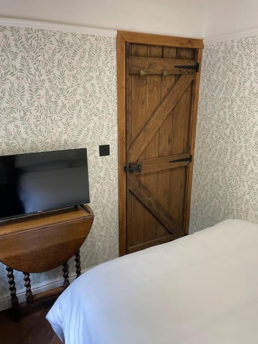 Former Corn Mill Cottage On The North Wales Coast Talacre Extérieur photo
