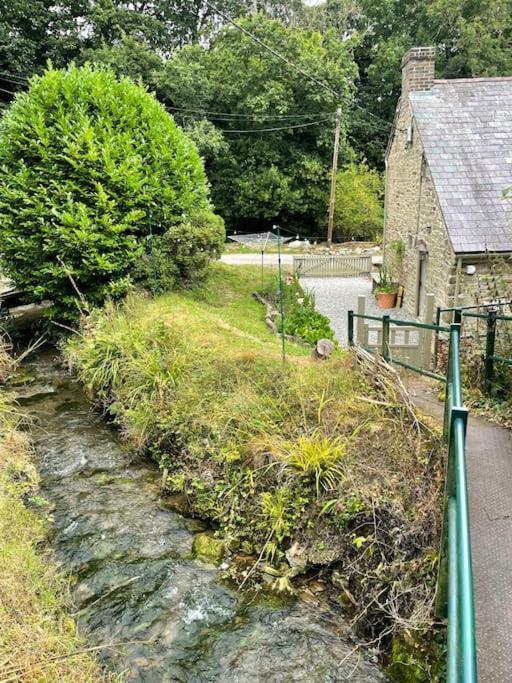 Former Corn Mill Cottage On The North Wales Coast Talacre Extérieur photo
