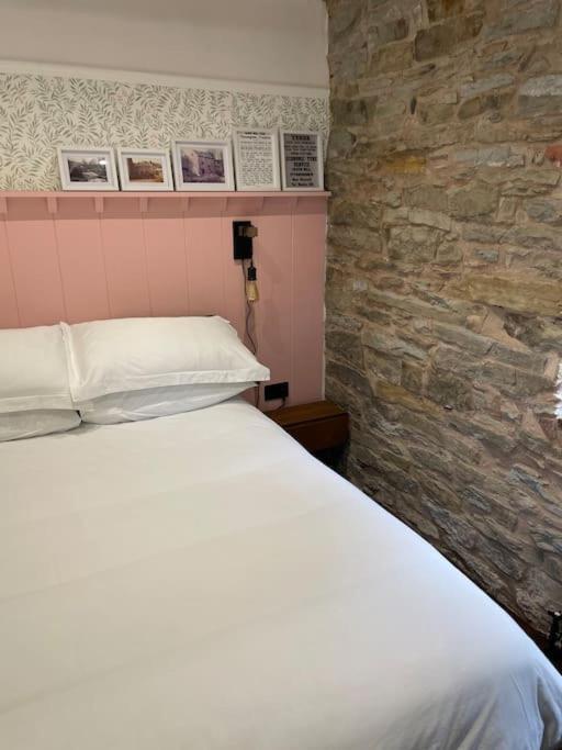 Former Corn Mill Cottage On The North Wales Coast Talacre Extérieur photo